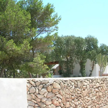 Guest house In House - Magical Holidays In A Dammuso In Nestled In A Pine Forest